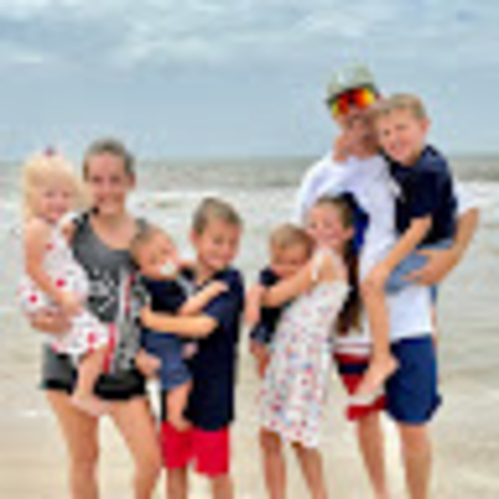 Meet your Posher, Brandi